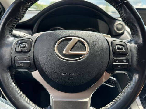 2017 Lexus NX 200t