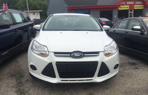 2014 Ford Focus for sale at ILLINI AUTO SALES in Urbana IL