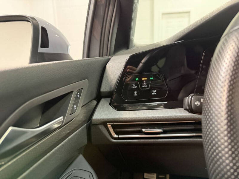 2022 Volkswagen Golf GTI Autobahn