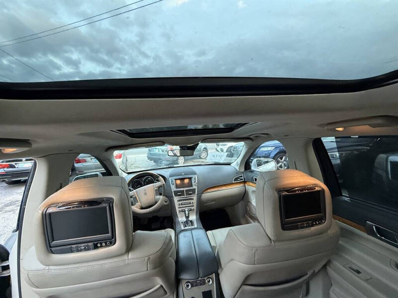 2011 Lincoln MKT EcoBoost