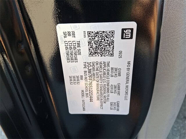 2025 GMC Savana LT 2500