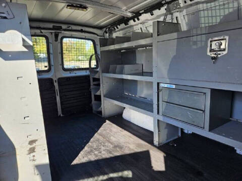 2017 Chevrolet Express 2500