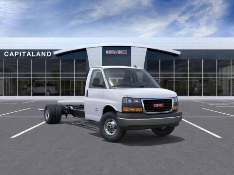 2025 GMC Savana 3500