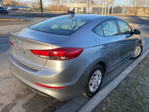 2017 Hyundai Elantra SE
