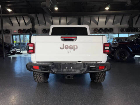 2024 Jeep Gladiator