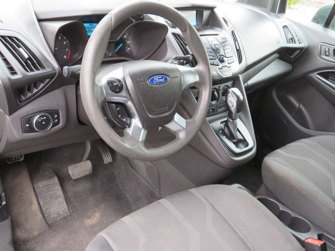 2017 Ford Transit Connect for sale at Vrbo Motors in Linden, NJ