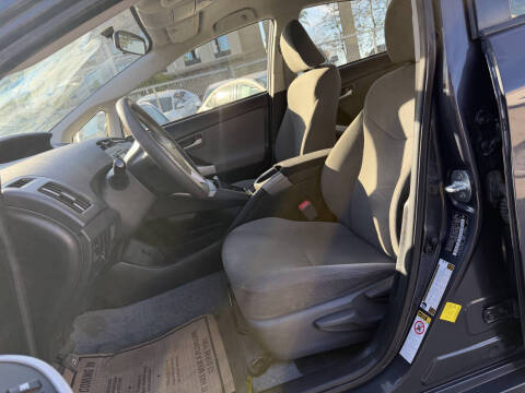 2013 Toyota Prius One