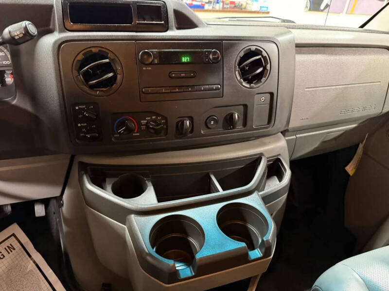 2013 Ford E-Series E-250