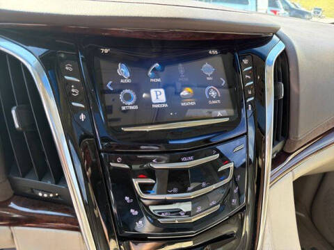 2015 Cadillac Escalade Luxury