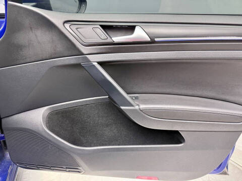 2017 Volkswagen Golf R 4Motion