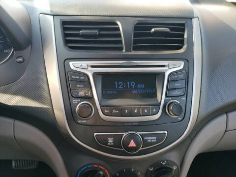 2015 Hyundai Accent GLS