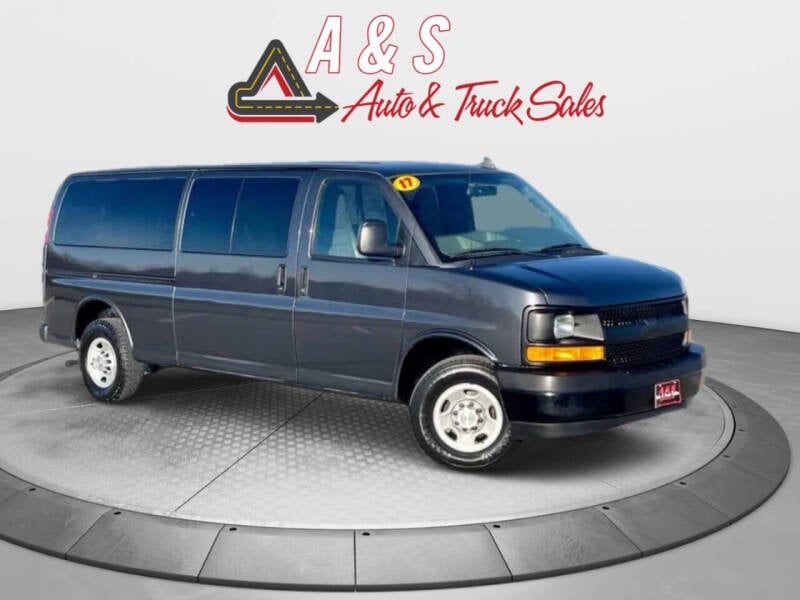 2017 Chevrolet Express LS 3500
