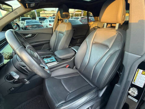 2019 Audi Q8 quattro Premium Plus 55 TFSI