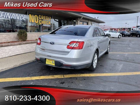 2010 Ford Taurus SEL