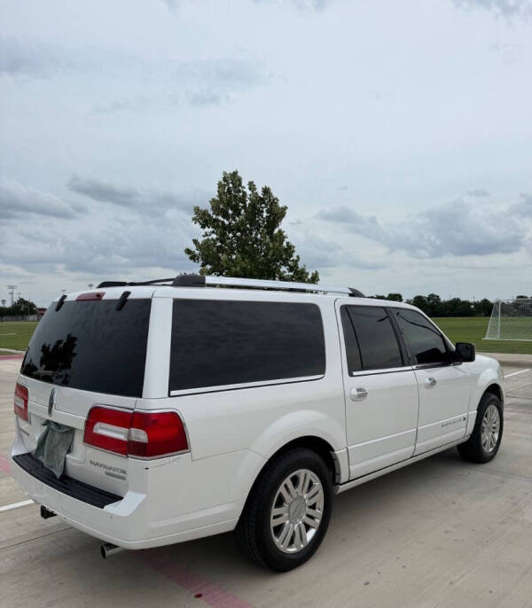 2012 Lincoln Navigator L