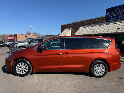 2018 Chrysler Pacifica LX