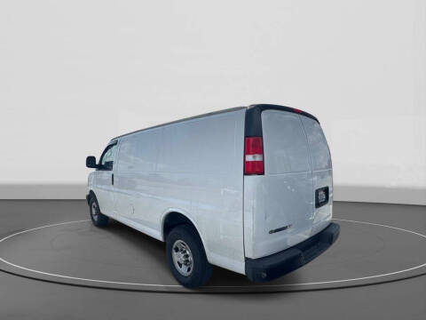 2020 Chevrolet Express 2500