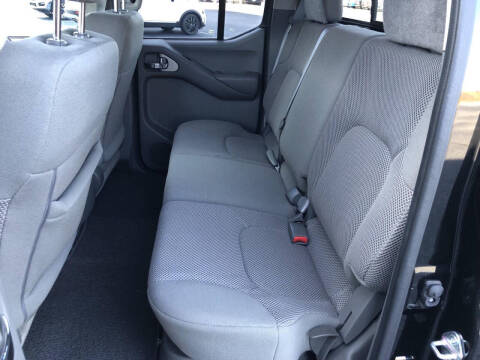 2021 Nissan Frontier SV