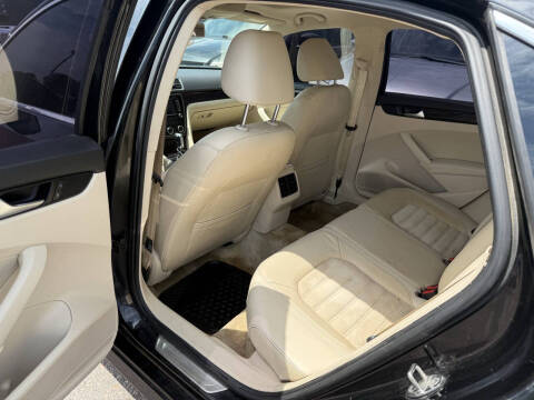 2015 Volkswagen Passat 2.0L TDI SEL Premium