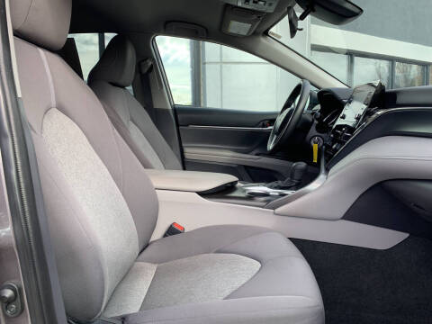 2022 Toyota Camry LE