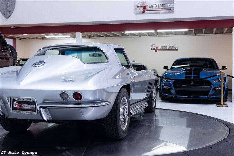 1966 Chevrolet Corvette 16