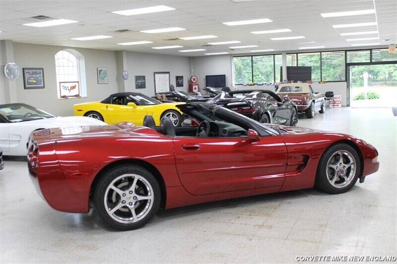 2004 Chevrolet Corvette 9