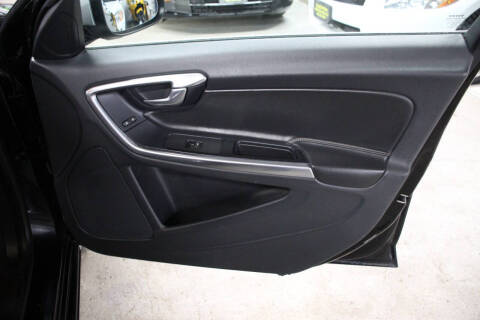 2012 Volvo S60 T6 R-Design