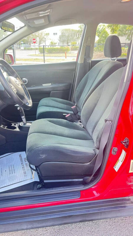 2012 Nissan Versa 1.8 S