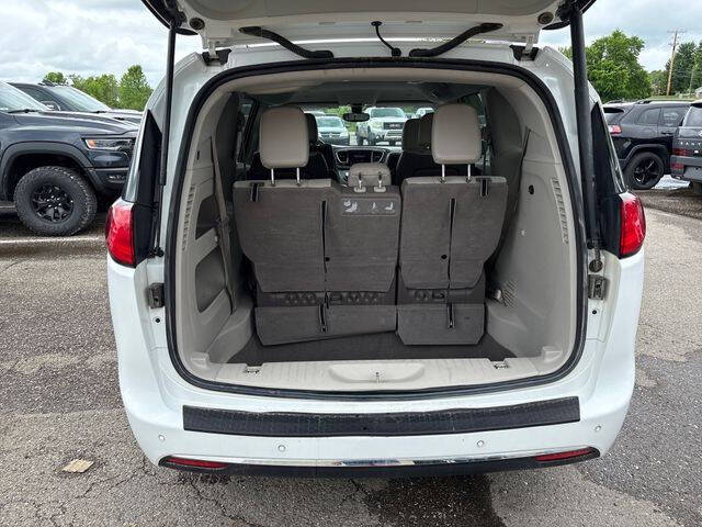 2018 Chrysler Pacifica Touring L Plus