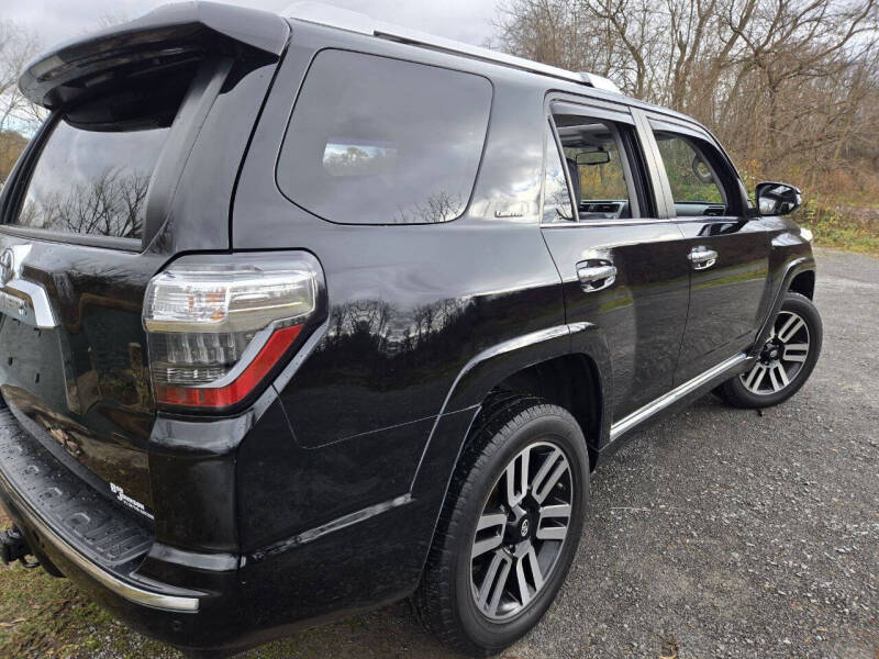 2015 Toyota 4Runner Limited photo 13