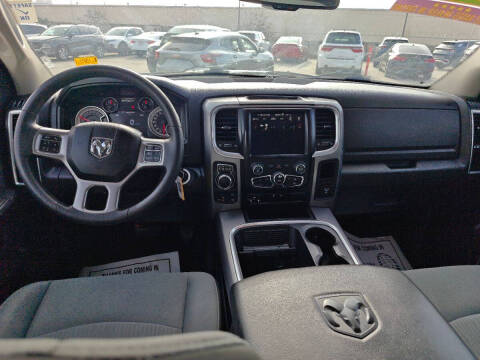 2023 RAM 1500 Classic SLT