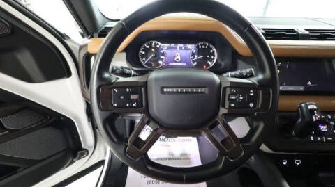 2023 Land Rover Defender 110 SE