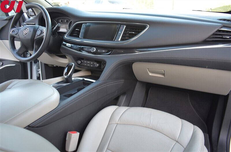 2018 Buick Enclave Essence