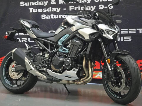 2025 Kawasaki Z900 ABS