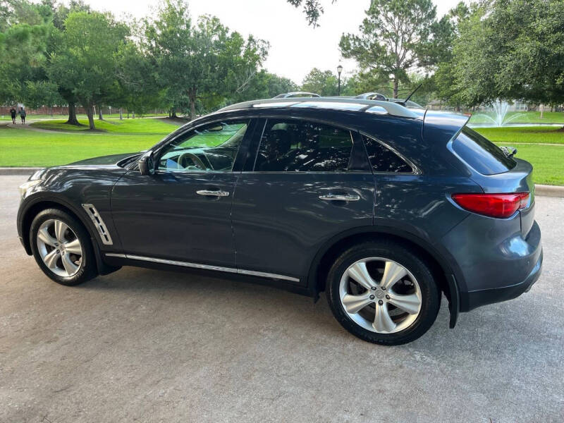 2011 Infiniti FX35