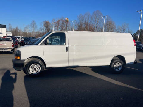 2024 GMC Savana 2500