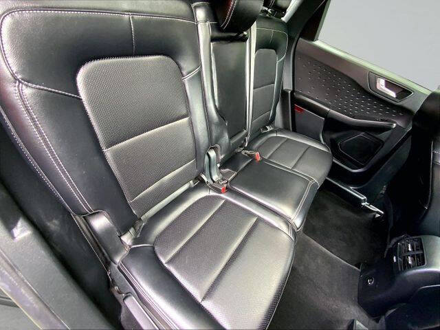 2020 Ford Escape SEL