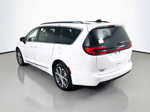 2026 Chrysler Pacifica Pinnacle