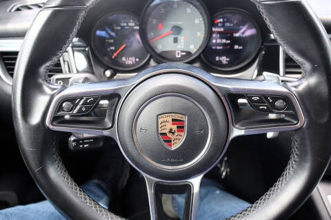 2017 Porsche Macan S