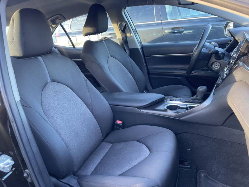 2021 Toyota Camry LE