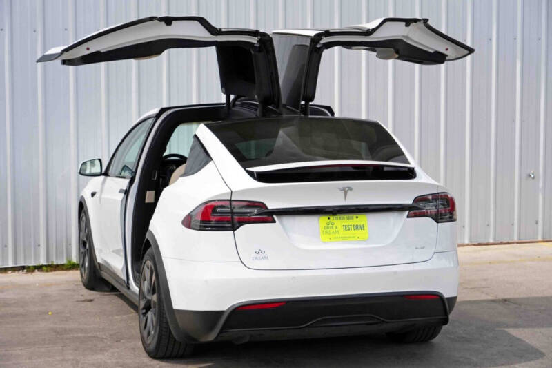 2022 Tesla Model X Plaid