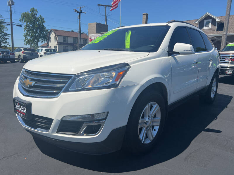 Used 2014 Chevrolet Traverse 2LT with VIN 1GNKRHKD2EJ157017 for sale in Valparaiso, IN