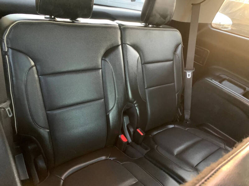 2017 GMC Acadia Denali