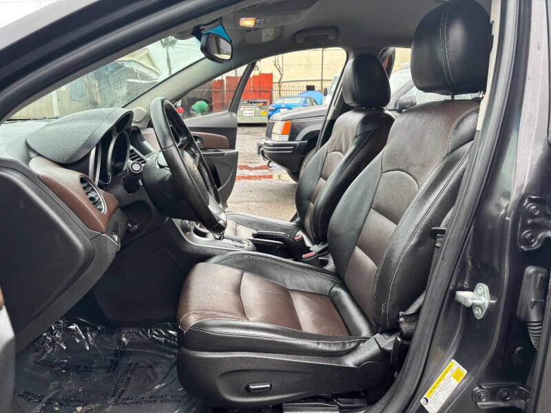 2015 Chevrolet Cruze 2LT Auto