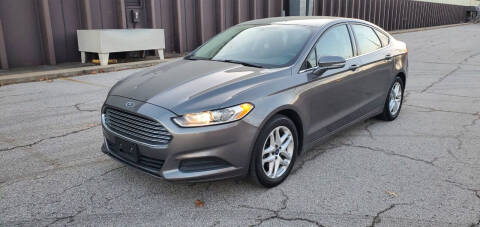 2014 Ford Fusion for sale at EXPRESS MOTORS in Grandview MO