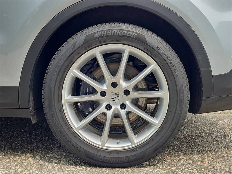 2025 Porsche Cayenne