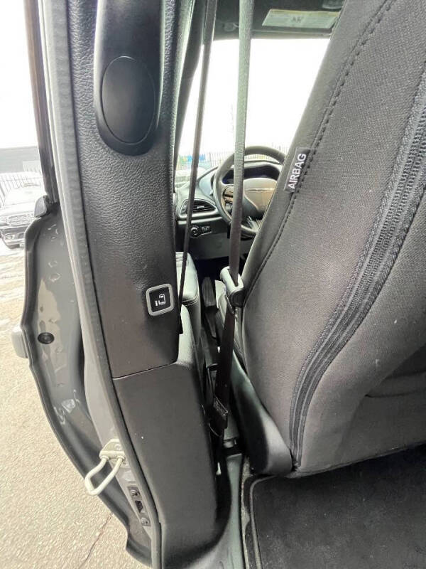 2022 Chrysler Pacifica Touring