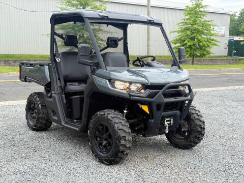 2024 Can-Am Defender HD7