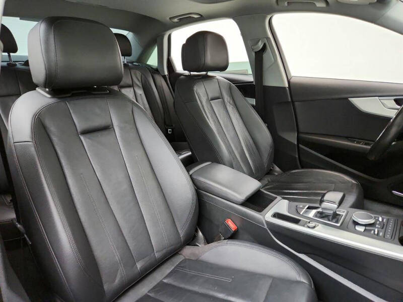 2017 Audi A4 2.0T quattro Premium Plus