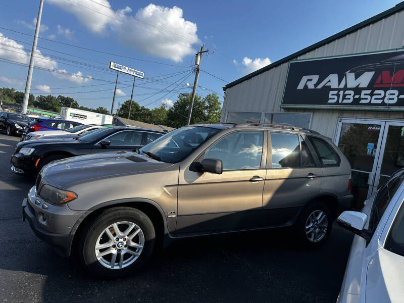 2004 BMW X5 3.0i